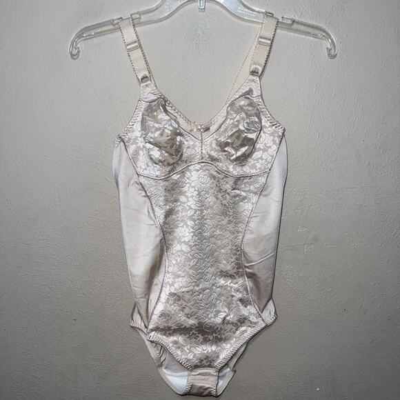 Bali Other - Vintage Bali 36B Womens Glam BodySuit Beige Tan Nude Soft Cup Wireless 8380